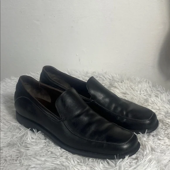 Salvatore Ferragamo Black Leather Slip-On Loafers